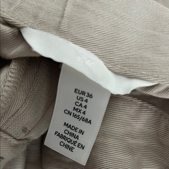 H&M Cream Wide Leg Linen Pants with Lightweight Fabric - Picture 3 of 3